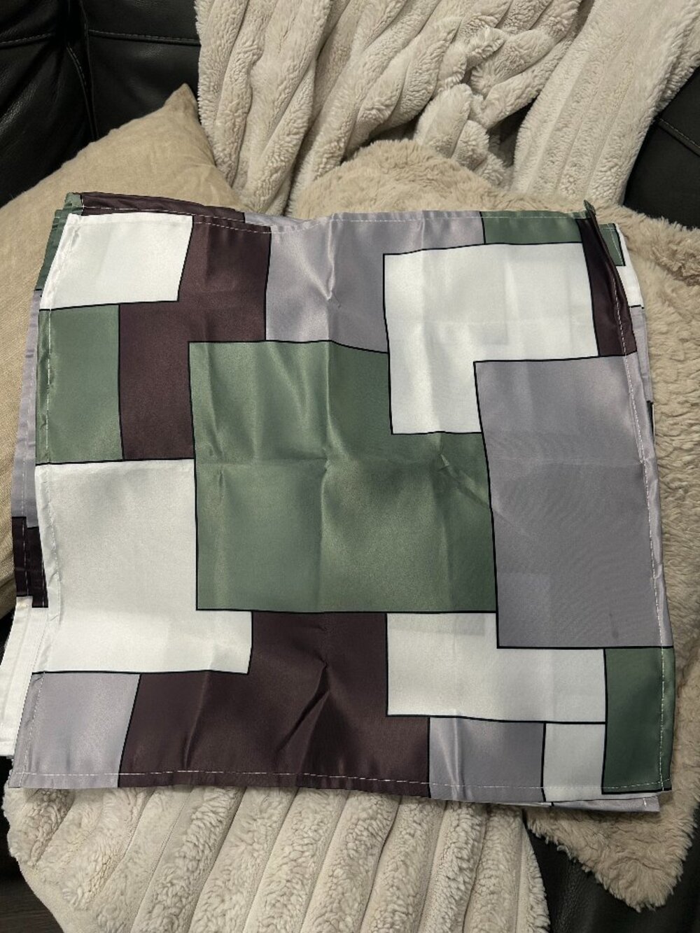 Geometric Pattern Polyester Napkins, 50x50 cm, Green Gray White Brown